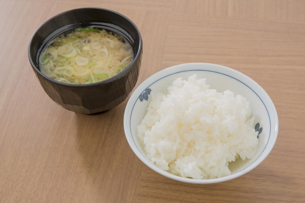 호텔 루트 인 와카미야 인터 미야와카 외부 사진